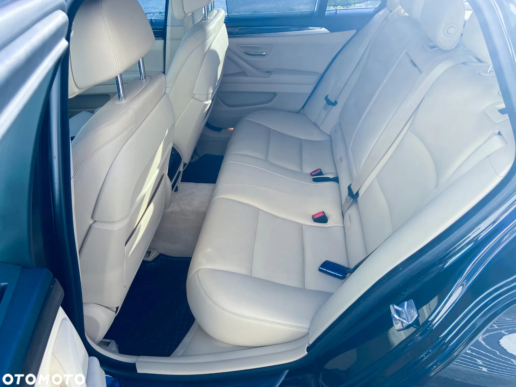 BMW Seria 5 535d xDrive - 13