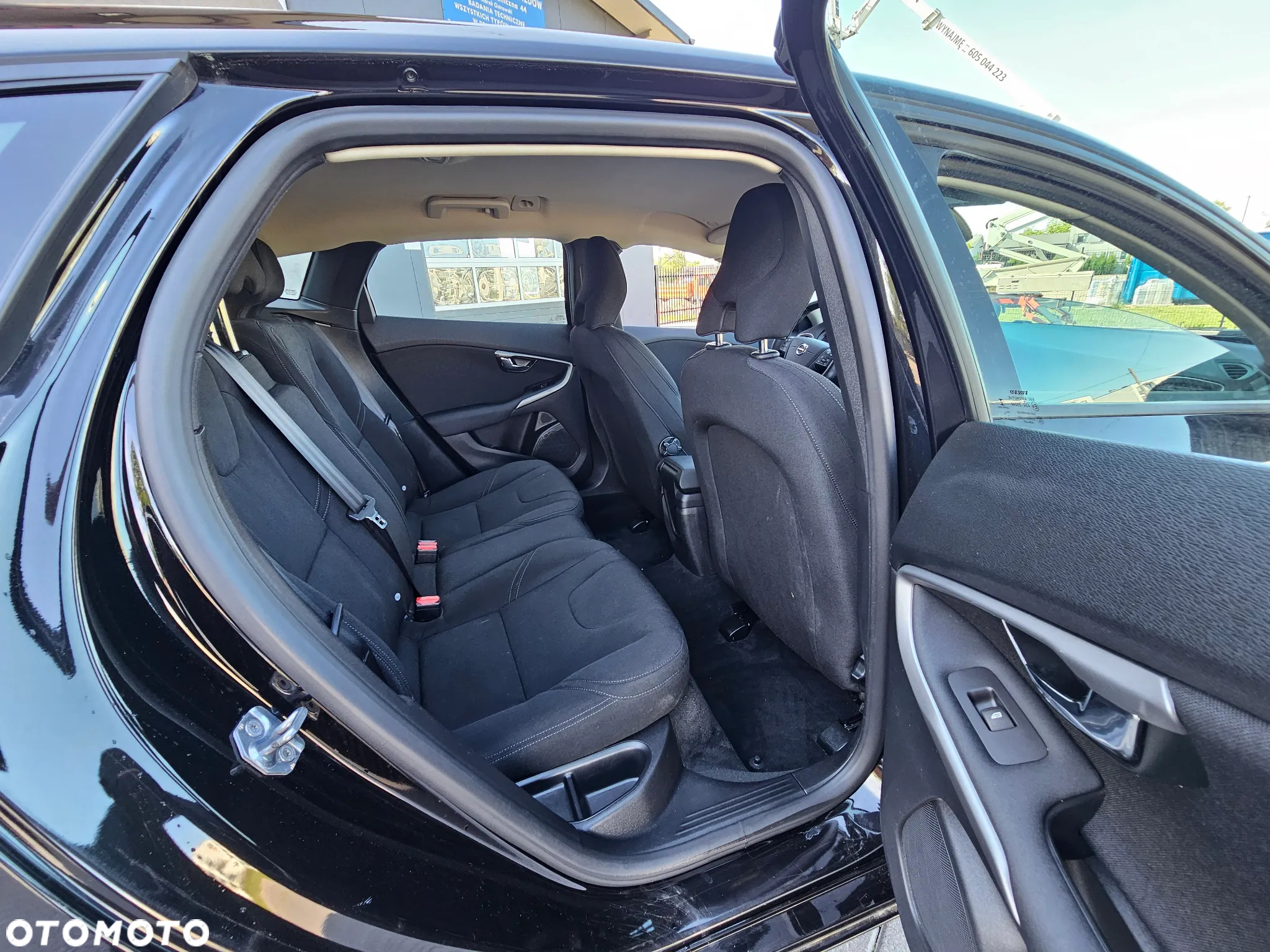 Volvo V40 D2 Inscription - 35