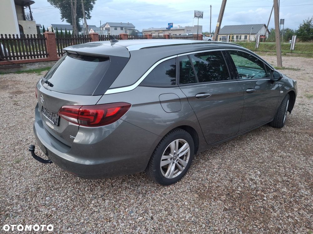 Opel Astra - 4