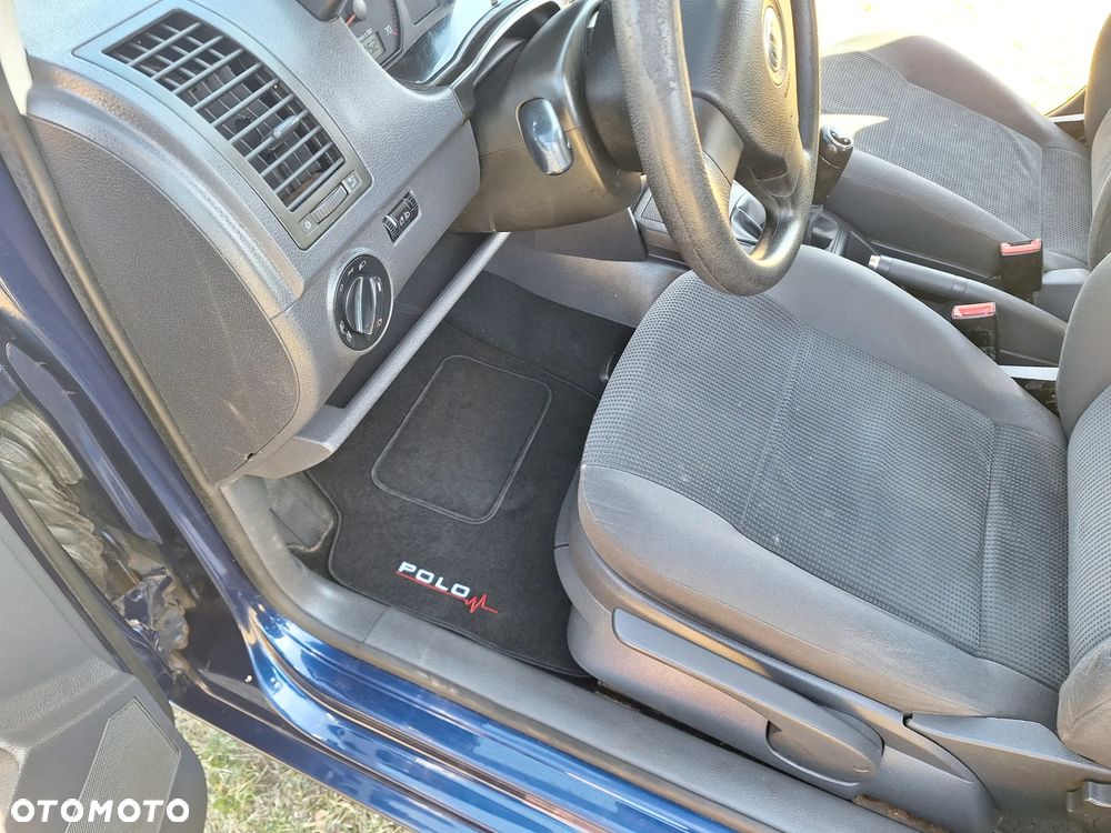 Volkswagen Polo 1.2 Tour Edition - 20