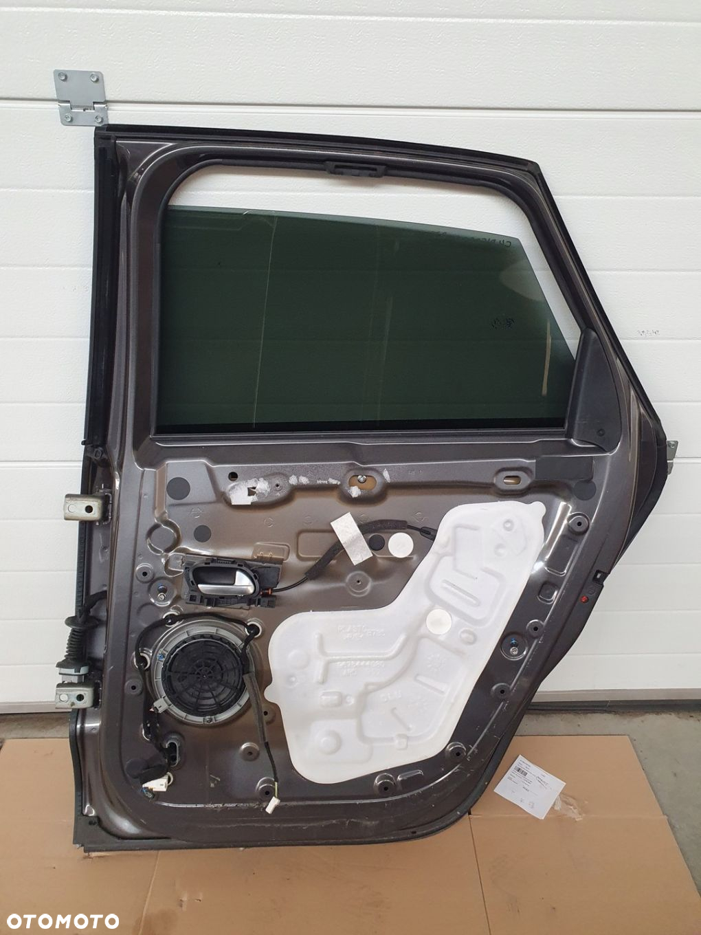 DRZWI PRAWY TYŁ SZYBA KOMPLETNE CITROEN C4 PICASSO II - 8