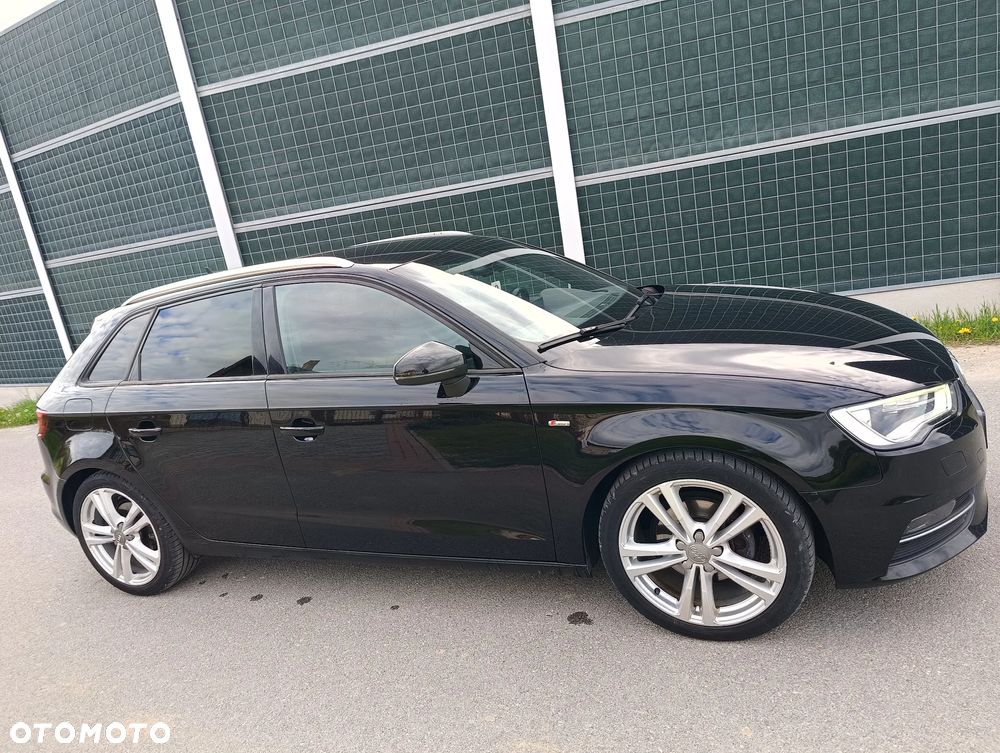 Audi A3 Sportback 2.0 TDI S line Sportpaket - 18