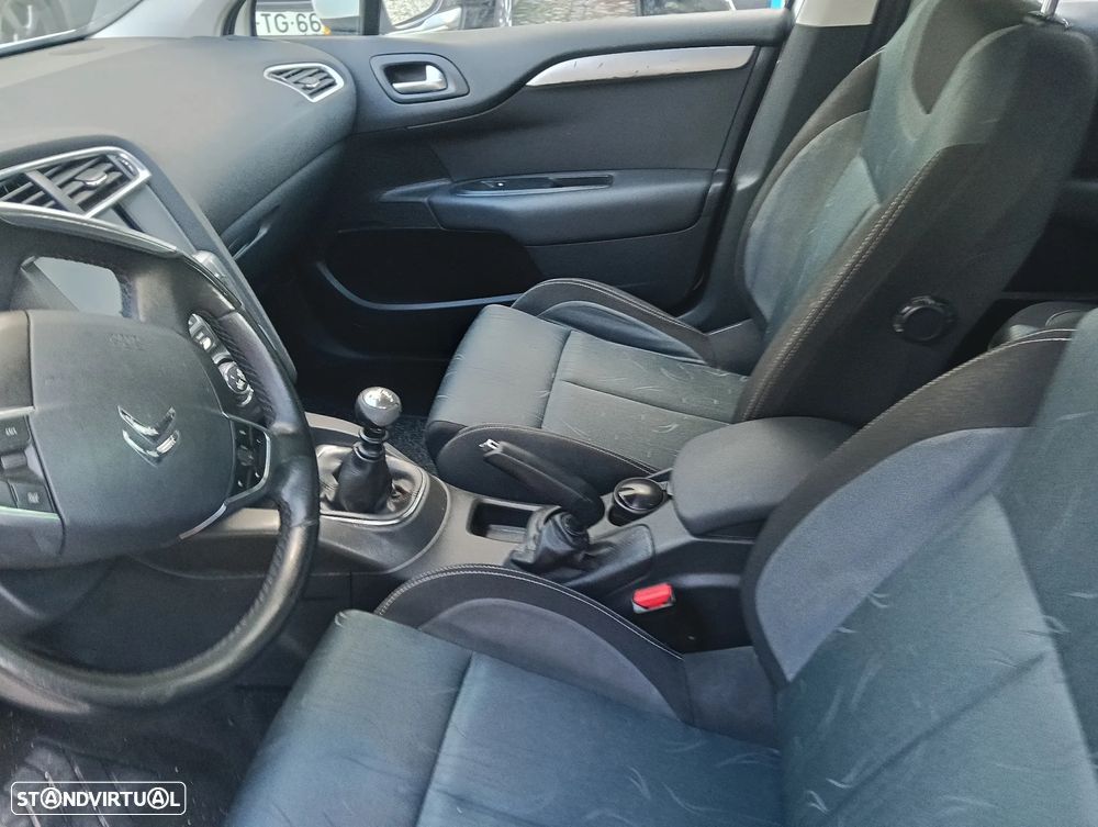 Citroën C4 1.6 HDi Seduction - 24