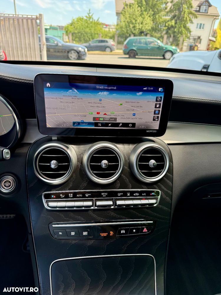 Mercedes-Benz GLC Coupe 300 de 4Matic 9G-TRONIC AMG Line - 14