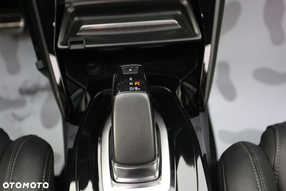 Peugeot 2008 - 30