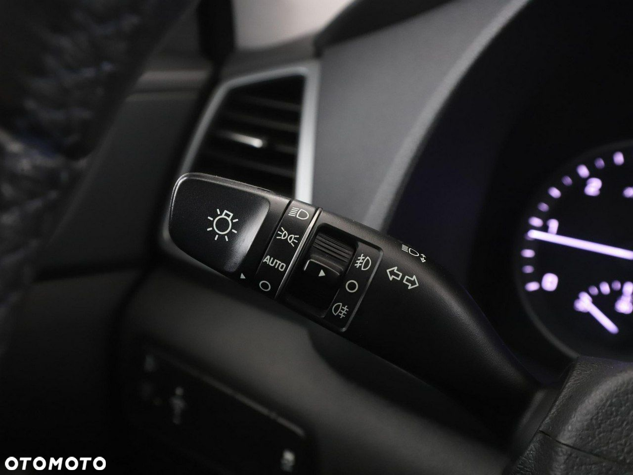 Hyundai Tucson 1.7 CRDI BlueDrive Style 2WD - 33