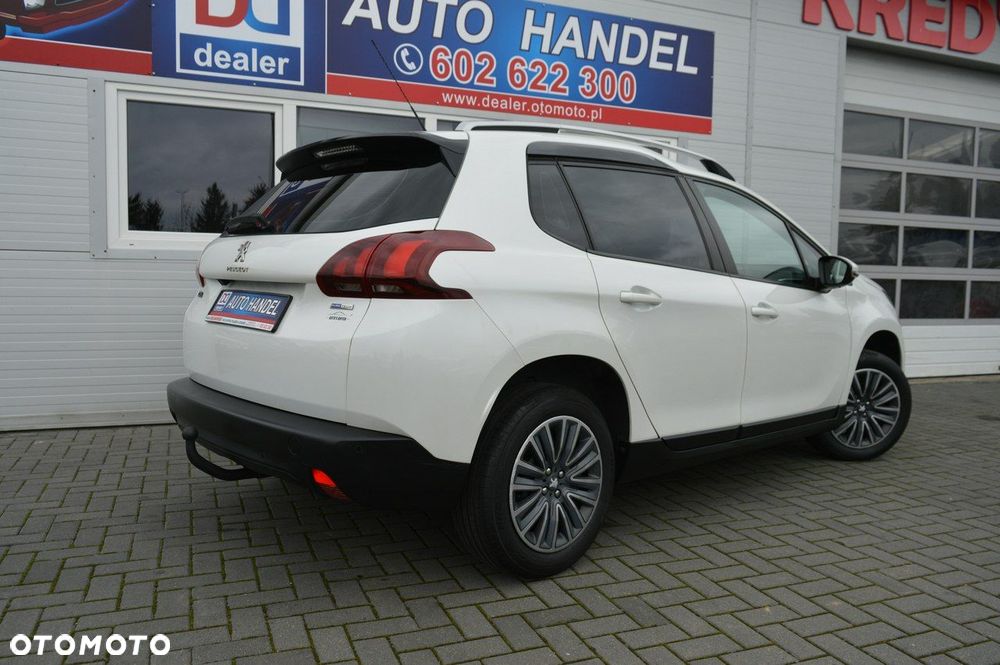 Peugeot 2008 1.2 Pure Tech Access - 12