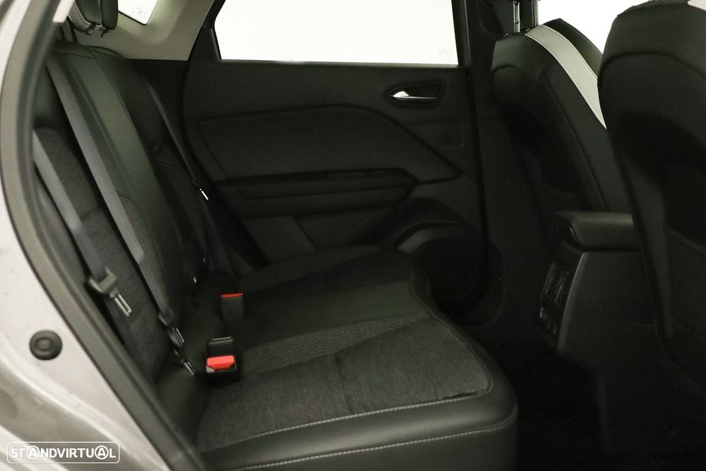Renault Captur 1.0 TCe Techno Bi-Fuel - 23
