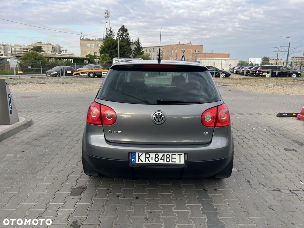 Volkswagen Golf 1.6 Trendline - 7