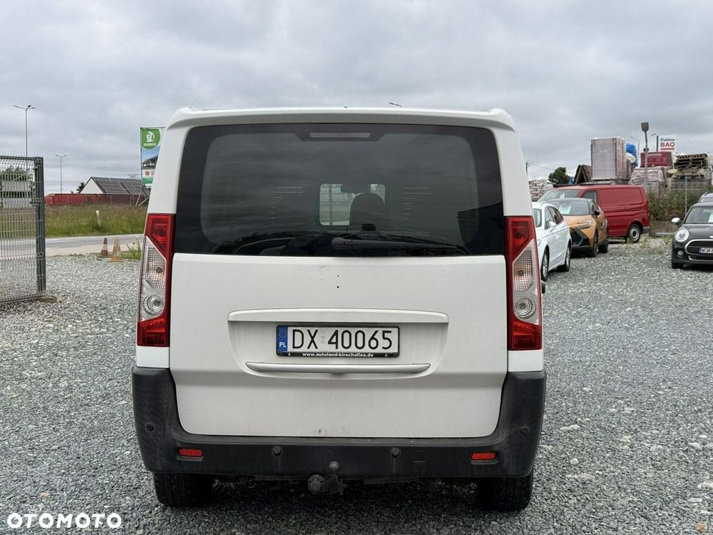 Peugeot Expert - 8