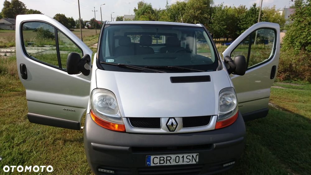 Renault Trafic - 1