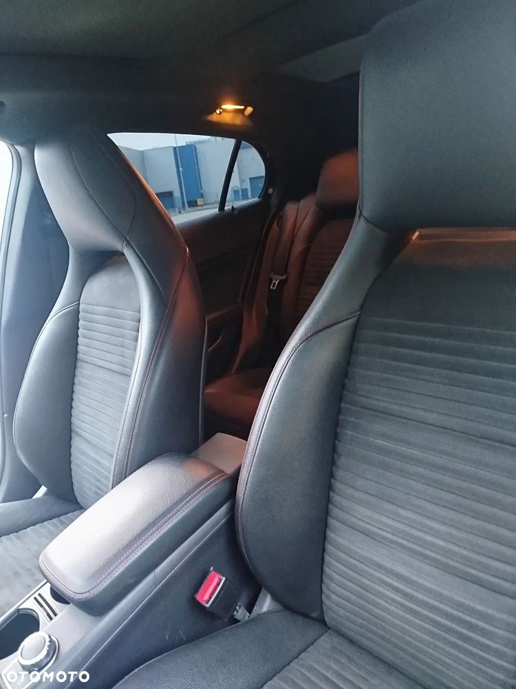 Mercedes-Benz GLA 220 CDI - 10