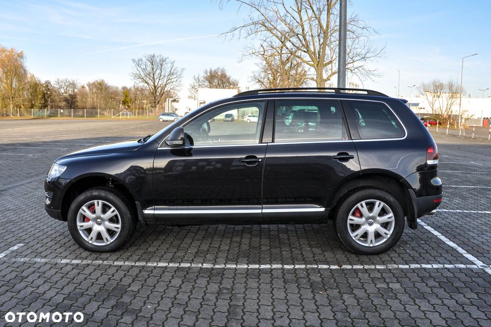 Volkswagen Touareg - 2