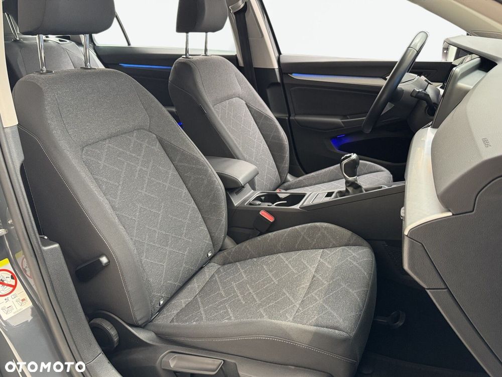 Volkswagen Golf Variant - 18