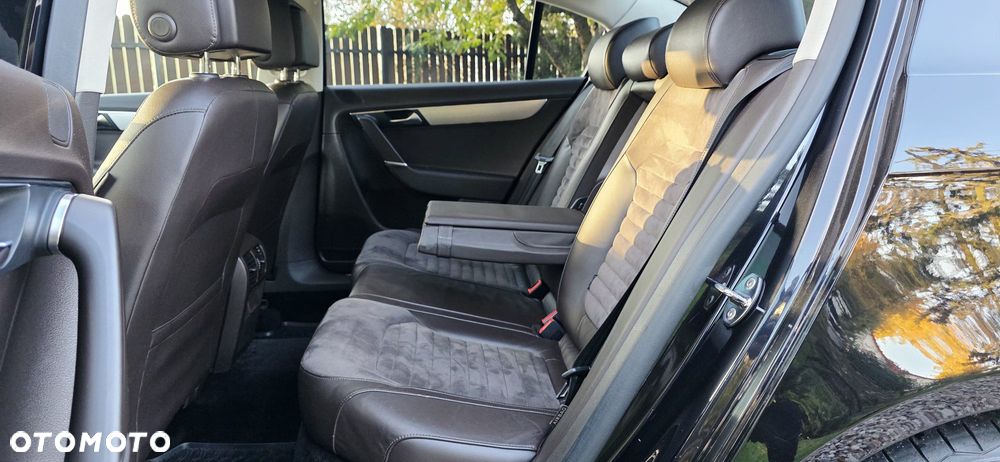 Volkswagen Passat 2.0 TDI DPF Highline DSG - 19
