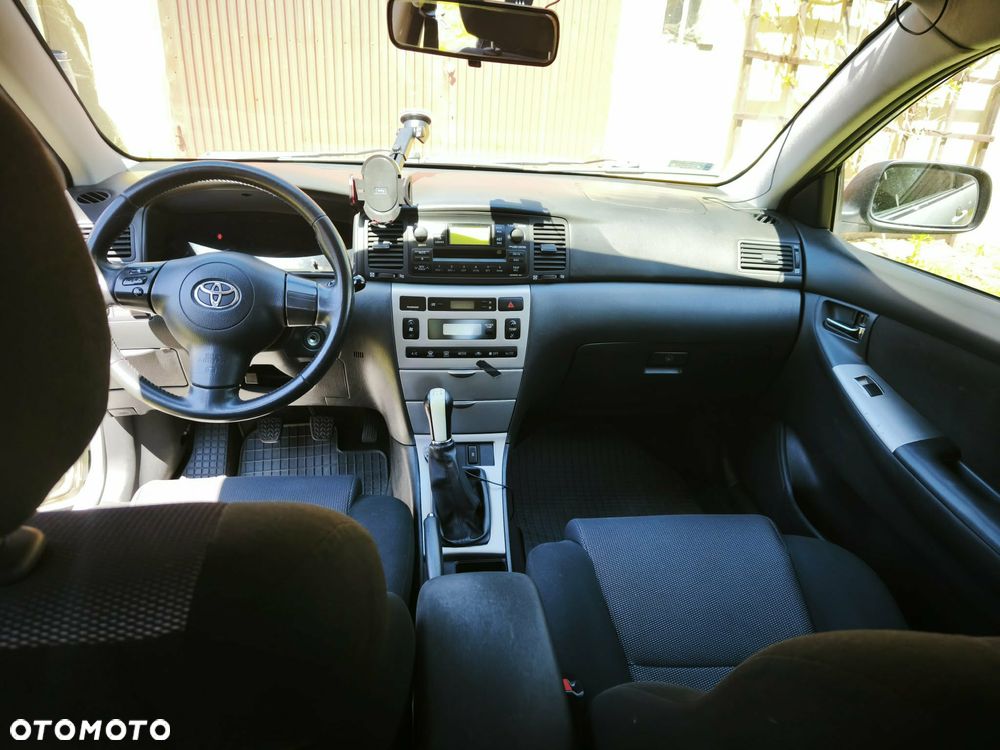 Toyota Corolla 1.4 D-4D - 6