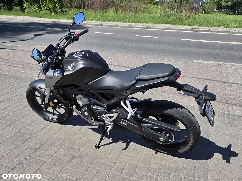 Honda CB - 8