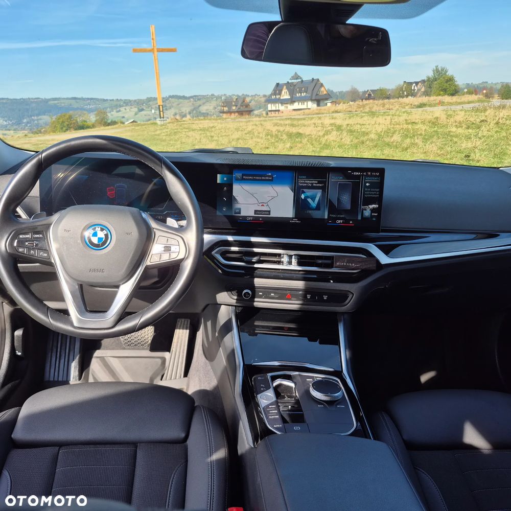 BMW Seria 3 330e xDrive Sport Line - 12