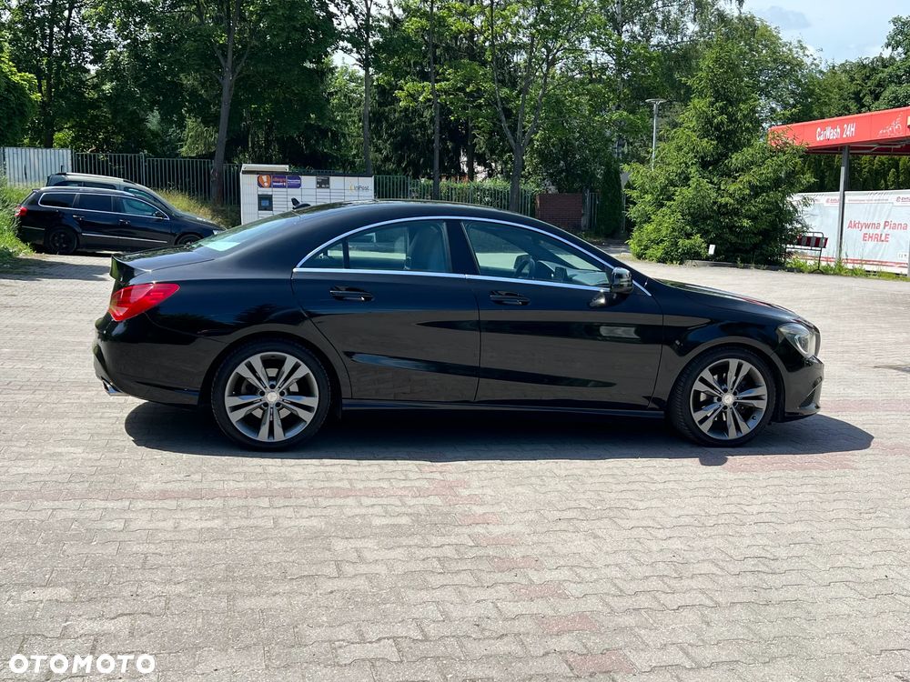 Mercedes-Benz CLA 200 Urban - 6