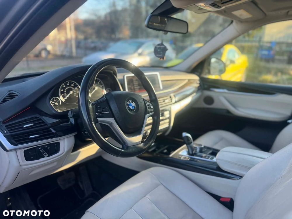 BMW X5 xDrive35i M Sport Edition - 4
