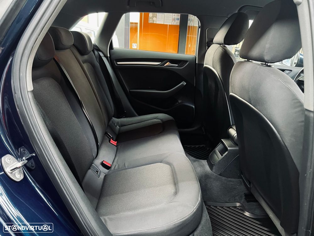 Audi A3 Sportback 1.6 TDI - 23