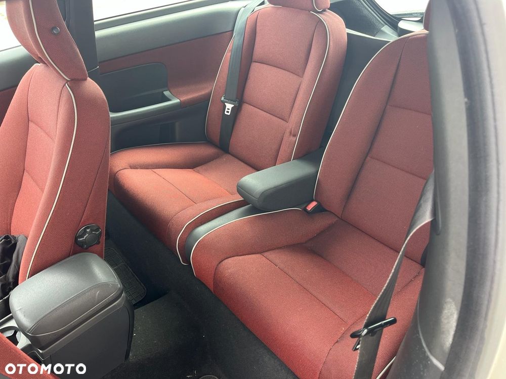 Volvo C30 1.6D - 12