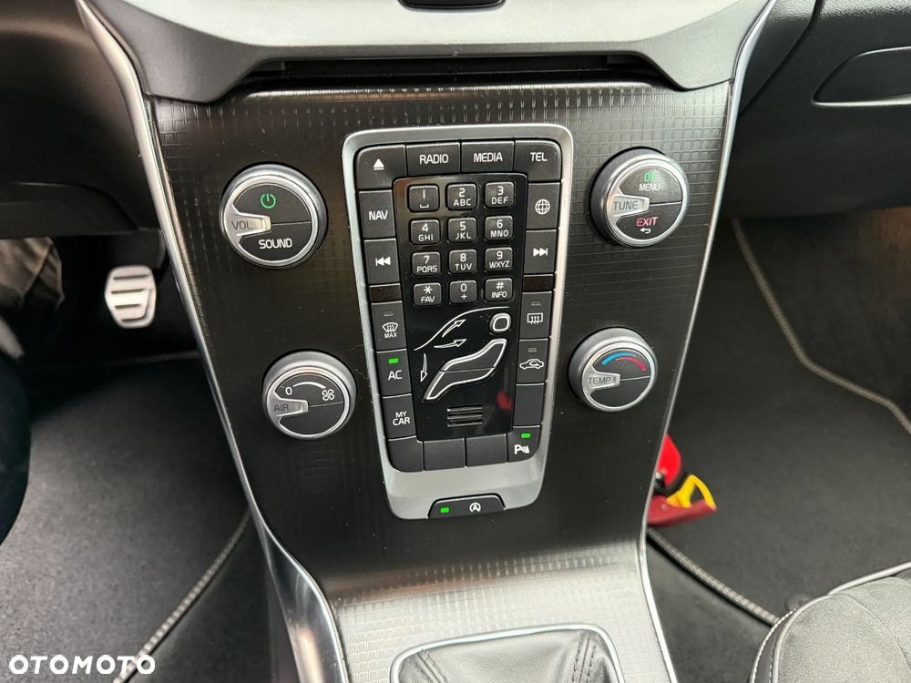 Volvo V40 D2 RDesign - 31