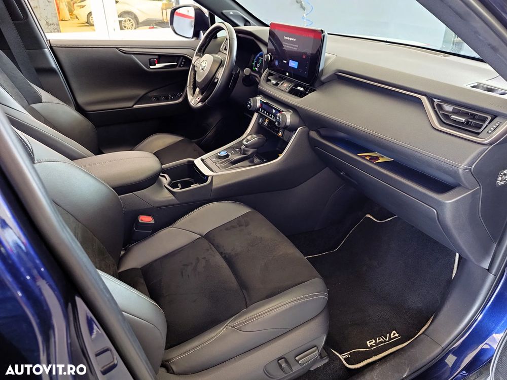 Toyota RAV4 2.5 VVT-iE 4x4 Luxury Plus - 22