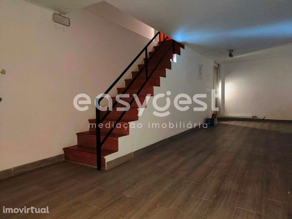 Espaço comercial localizado no centro da cidade de Beja - Grande imagem: 3/12