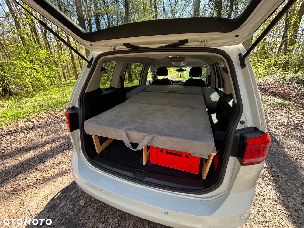 Volkswagen Touran 2.0 TDI BMT Comfortline DSG - 12