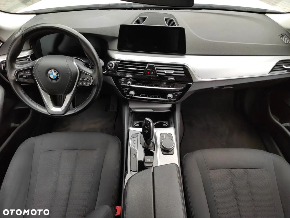 BMW Seria 5 - 12
