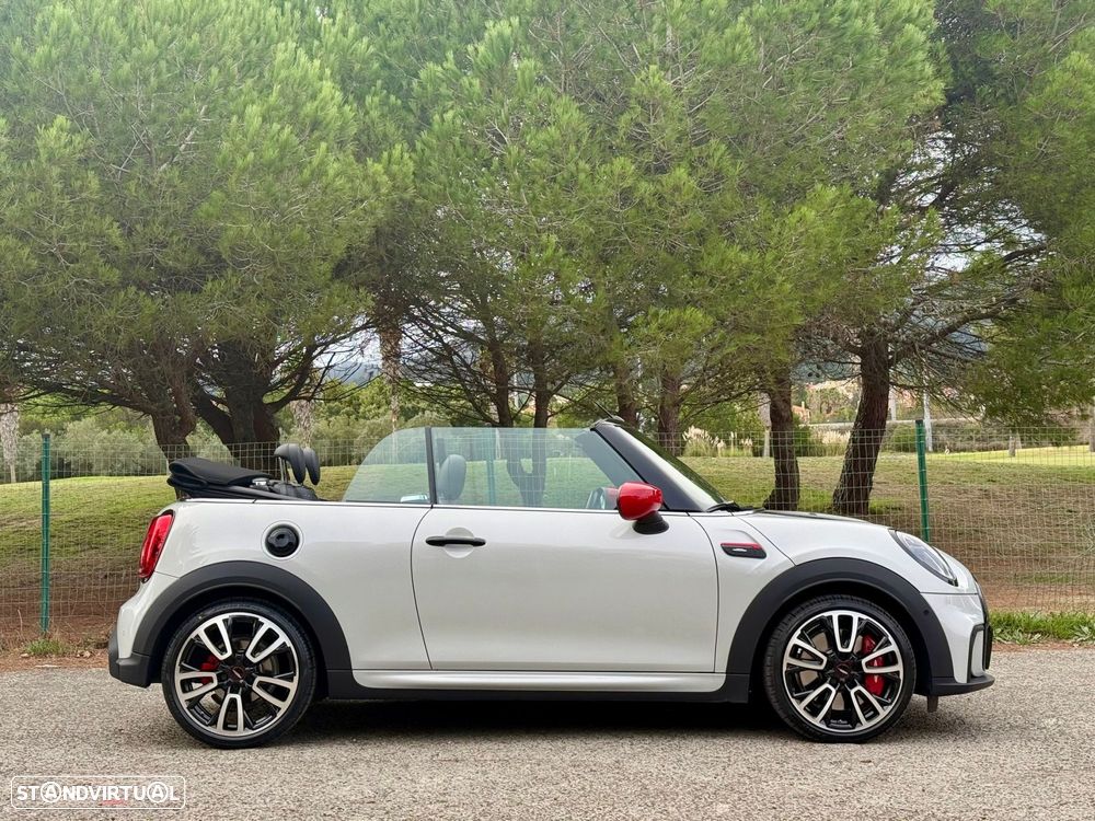 MINI Cabrio John Cooper Works Plus Auto Desportiva - 11
