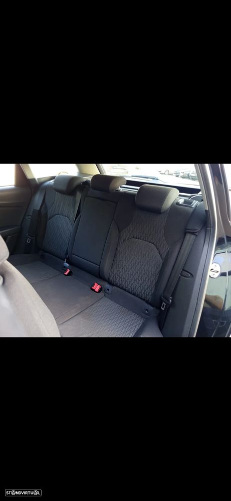 SEAT Leon ST 1.6 TDI Reference Ecomotive - 24