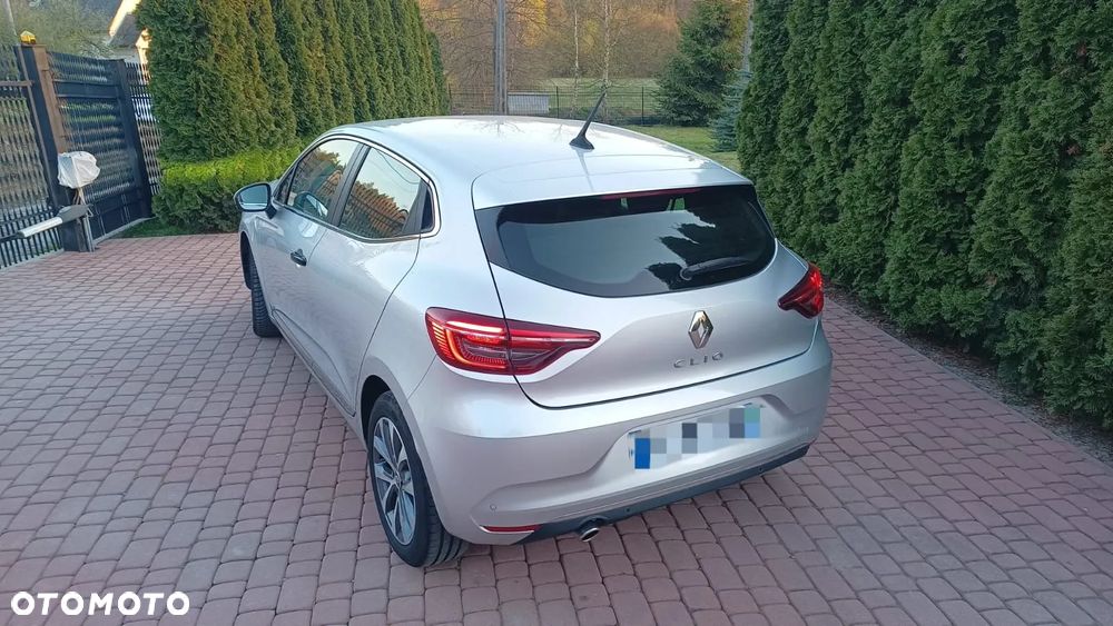 Renault Clio TCe 100 INTENS - 23