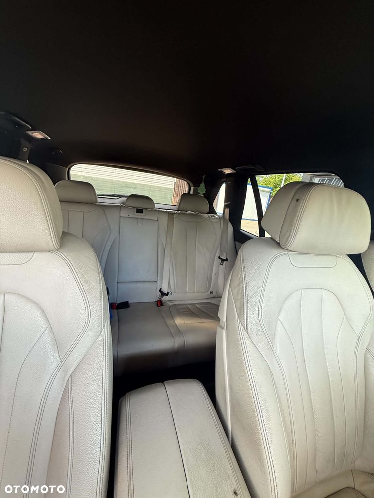 BMW X5 xDrive30d - 13