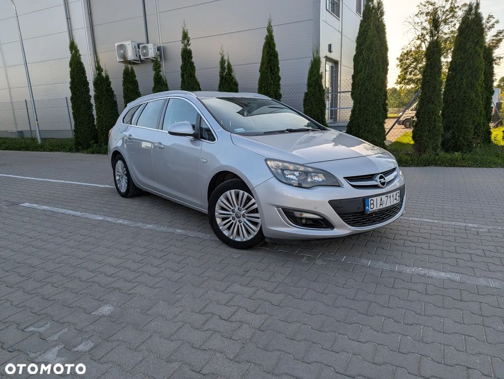 Opel Astra 2.0 CDTI Cosmo - 1