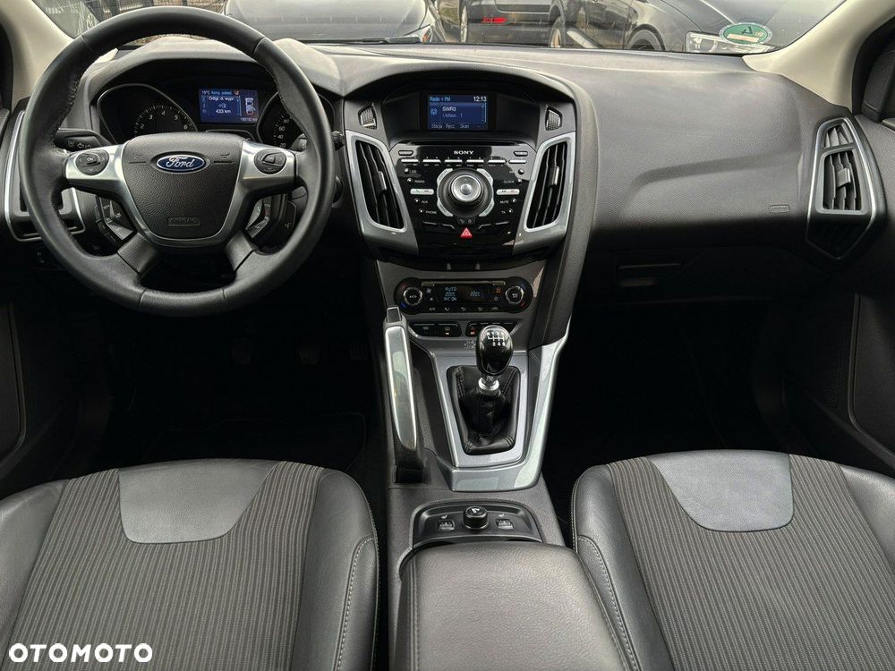 Ford Focus 1.6 EcoBoost Titanium - 31