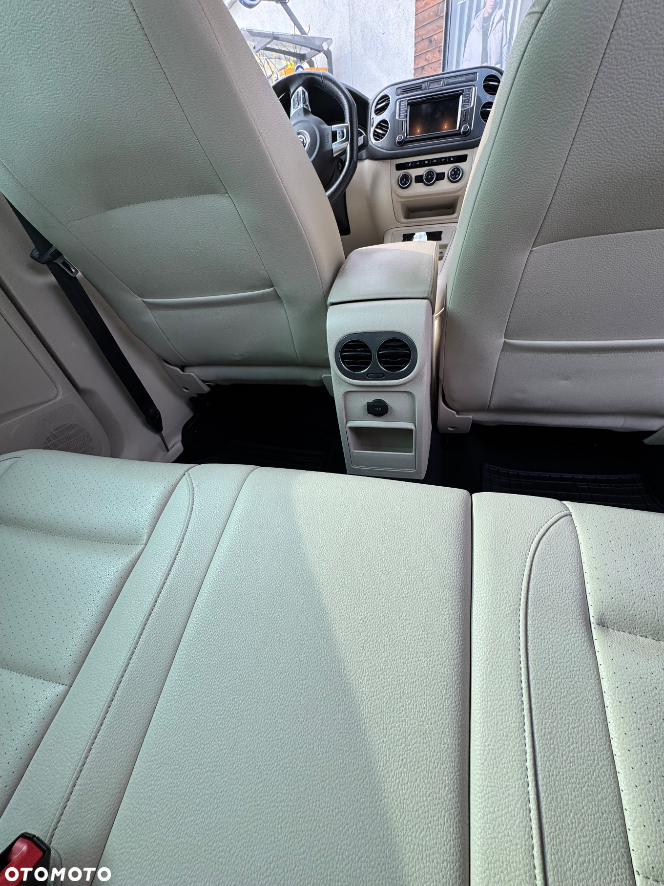 Volkswagen Tiguan - 24