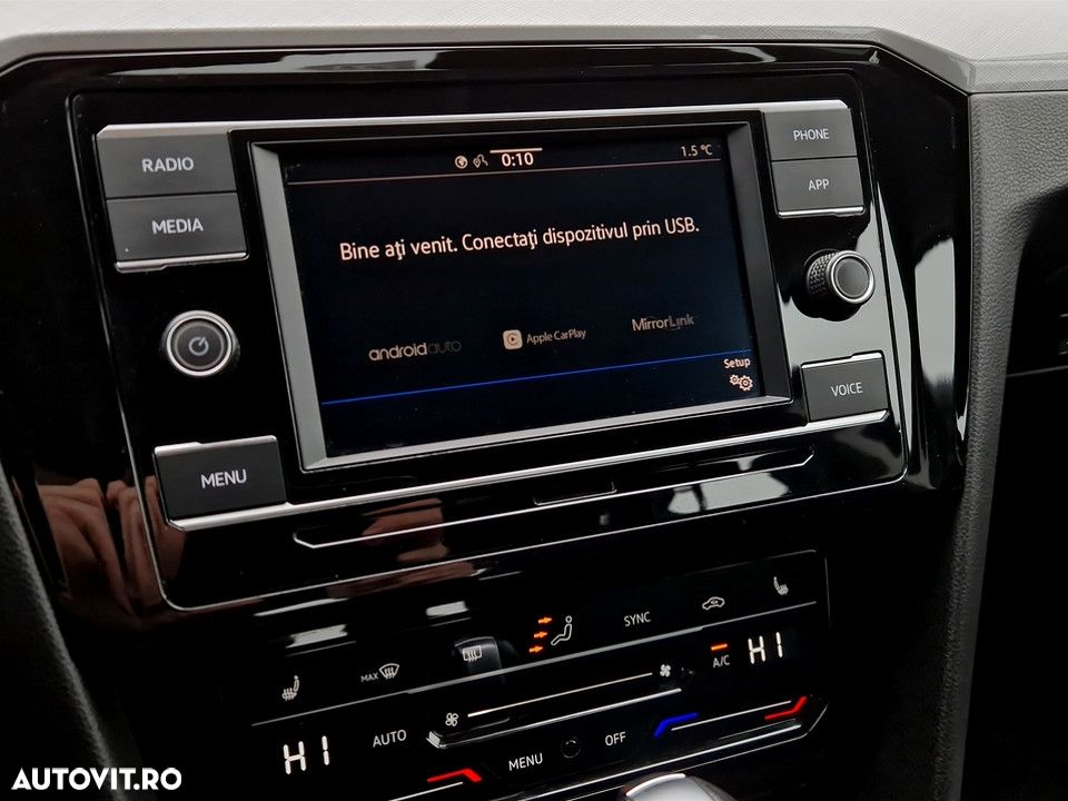 Volkswagen Passat 2.0 TDI DSG Comfortline - 23