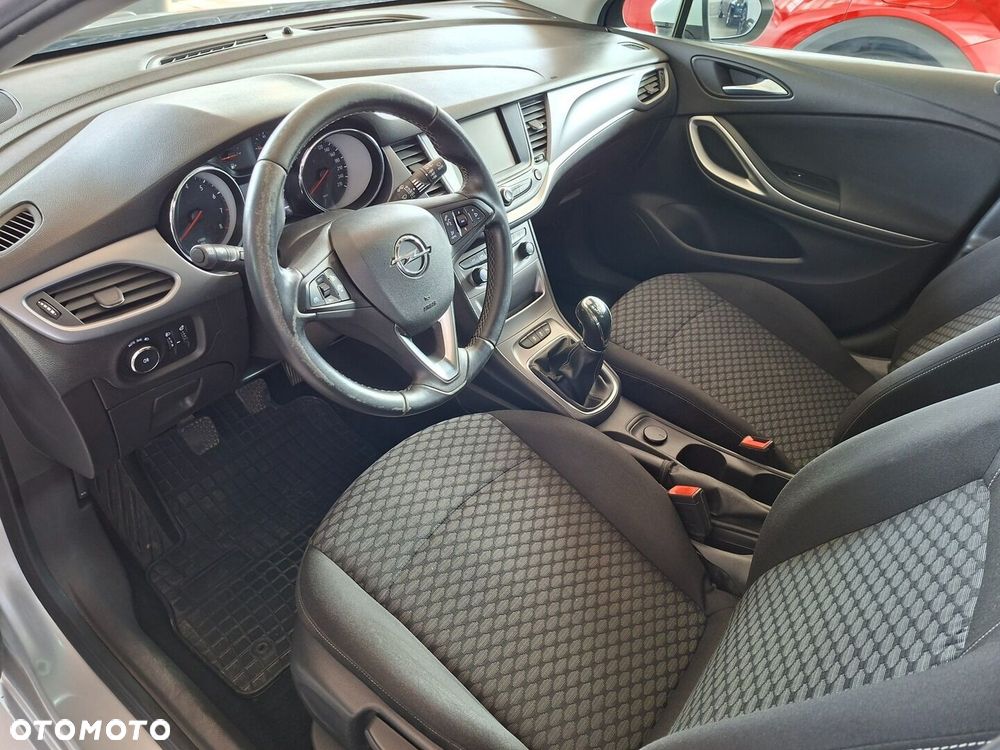 Opel Astra - 13