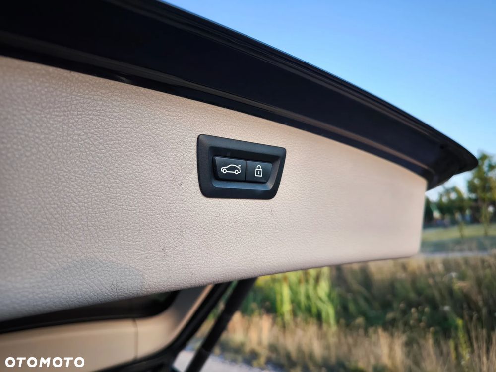 BMW Seria 3 316d Modern Line - 32