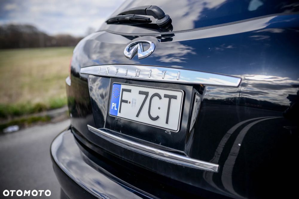 Infiniti FX - 3