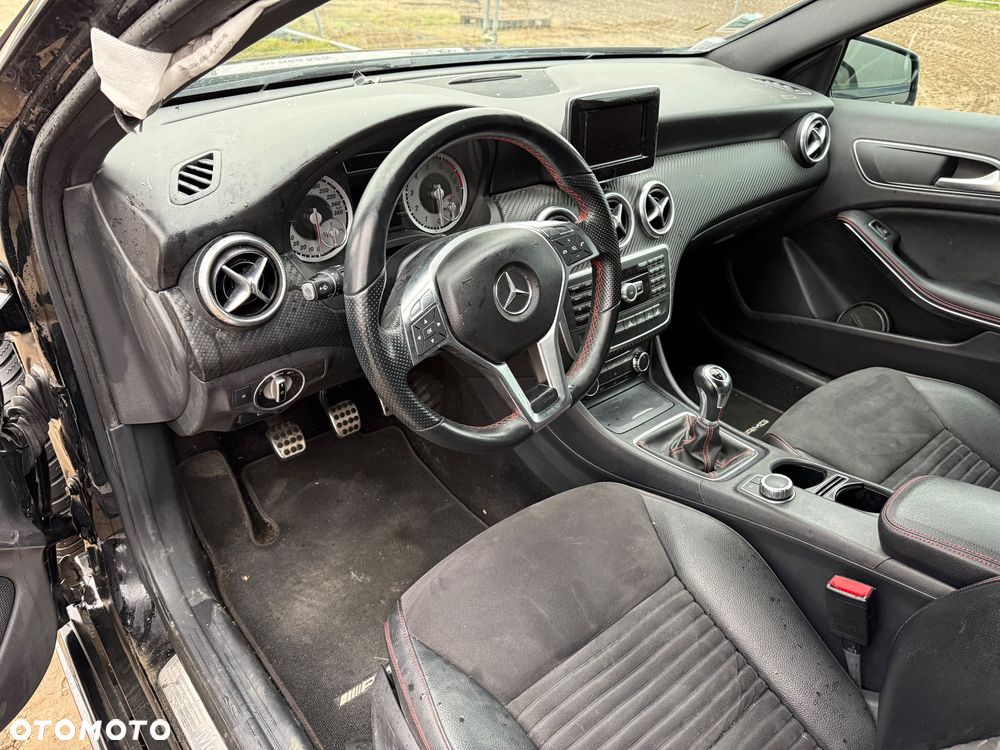 Mercedes-Benz Klasa A 180 (BlueEFFICIENCY) AMG Sport - 14