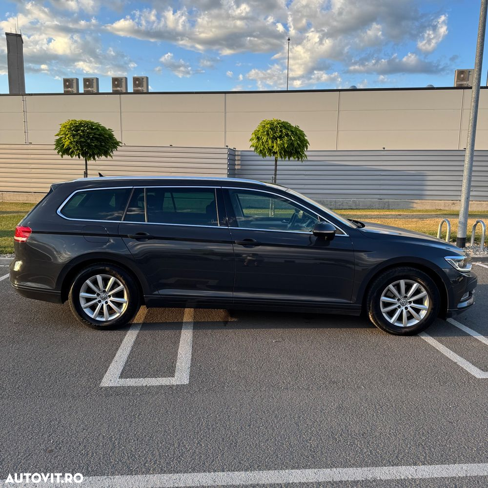 Volkswagen Passat Variant 2.0 TDI DSG Highline - 13