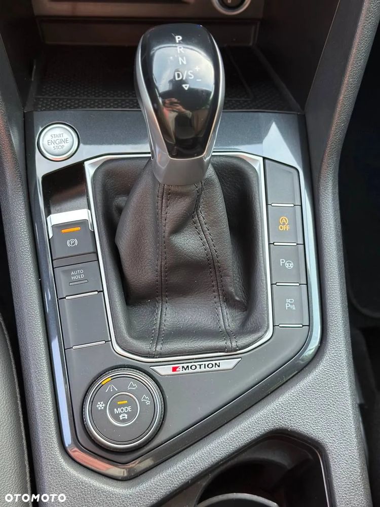 Volkswagen Tiguan - 25