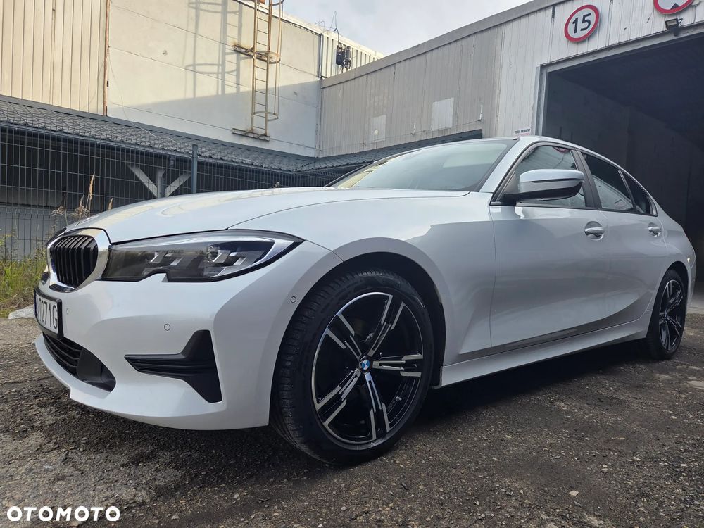 BMW Seria 3 318d - 6
