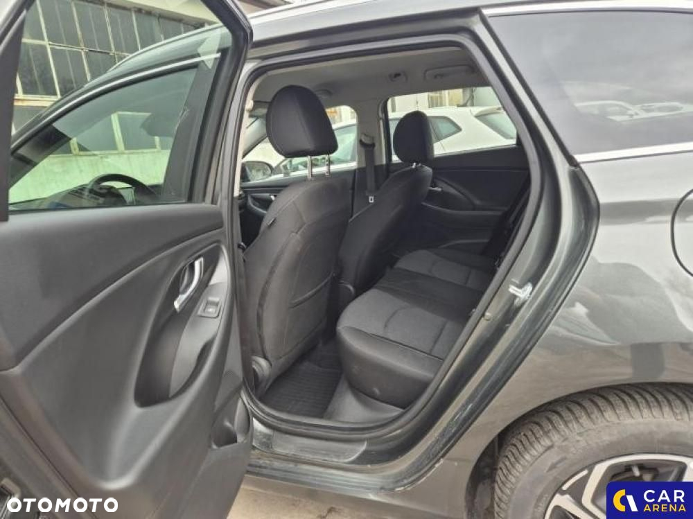 Hyundai i30 1.0 T-GDI Classic + - 18