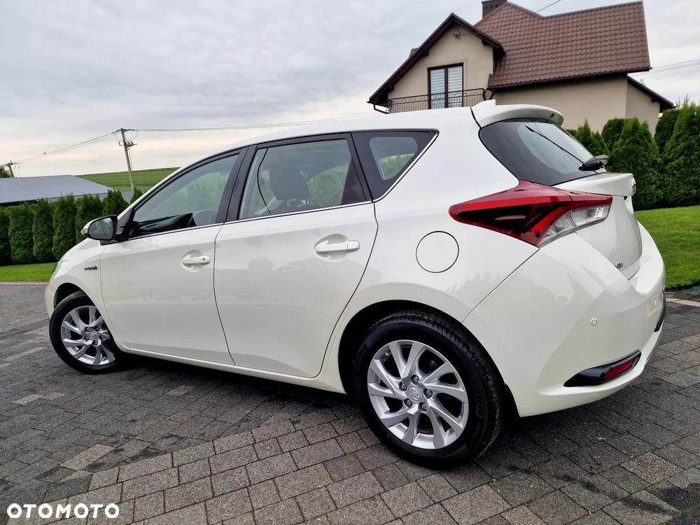 Toyota Auris Hybrid 135 Premium - 7