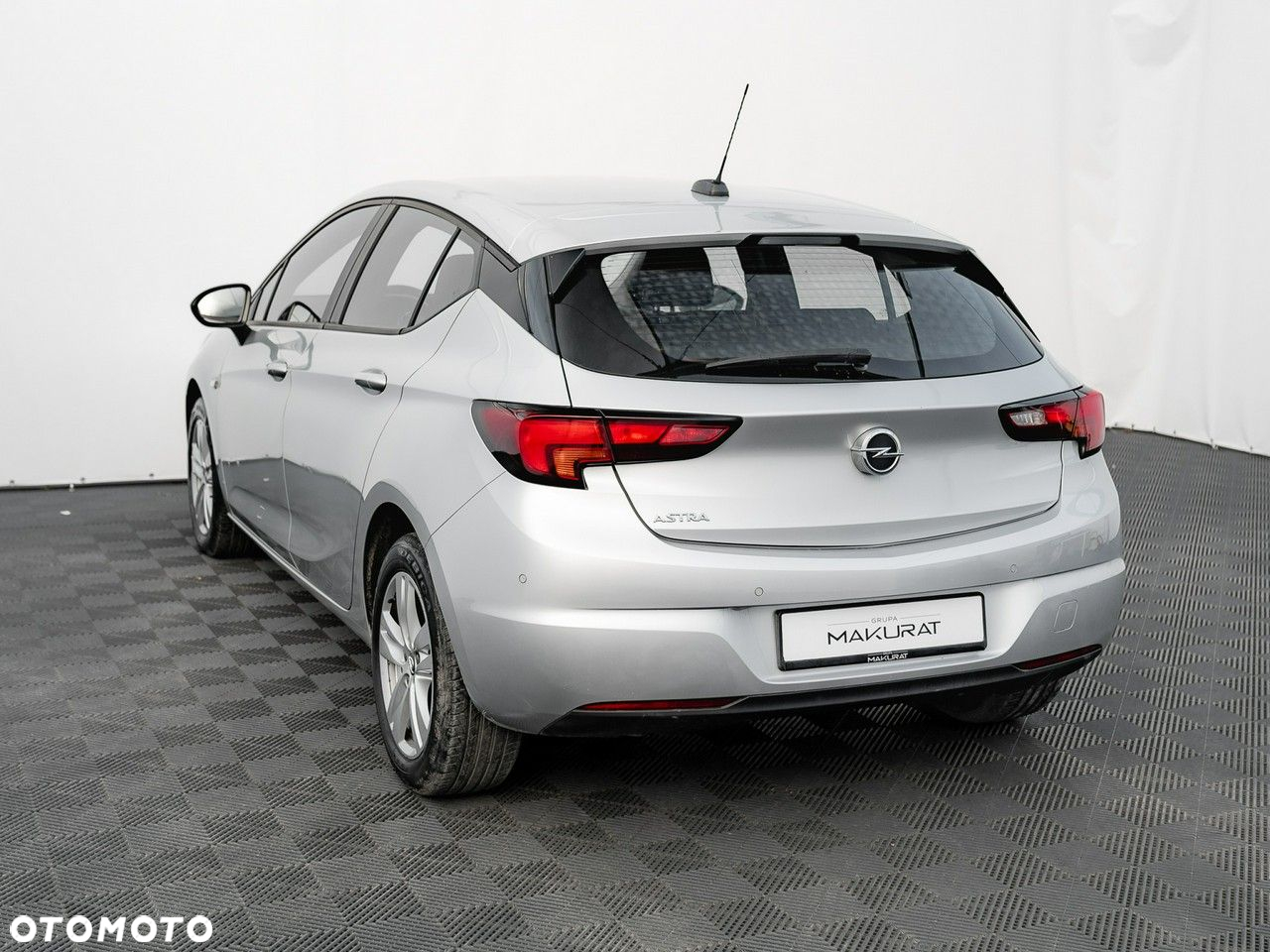 Opel Astra V 1.2 T Edition S&S - 5
