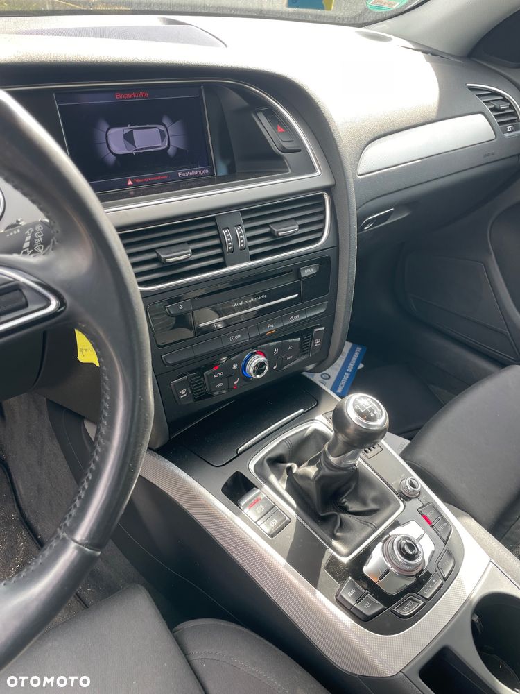 Audi A4 Avant 2.0 TDI DPF S line Sportpaket - 23